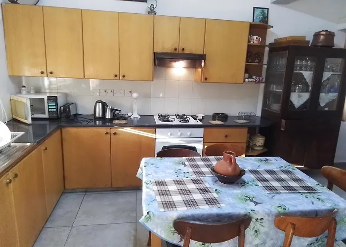 Kampi Double Storey House In The Village